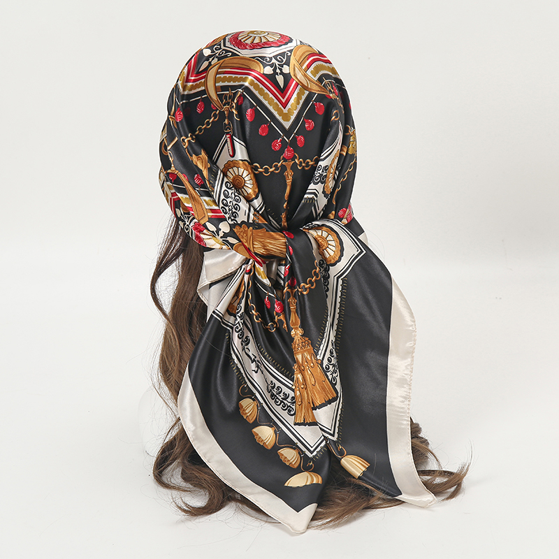 Satin Square Scarf Women Musli - Women'S Fashion For 2026 recensione e prezzo