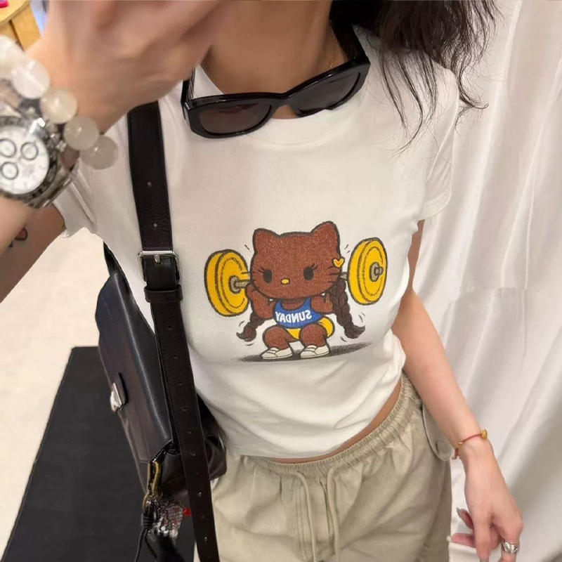 Sanrio Summer Hotties Hello Ki - Women'S Fashion From The 60S recensione e prezzo