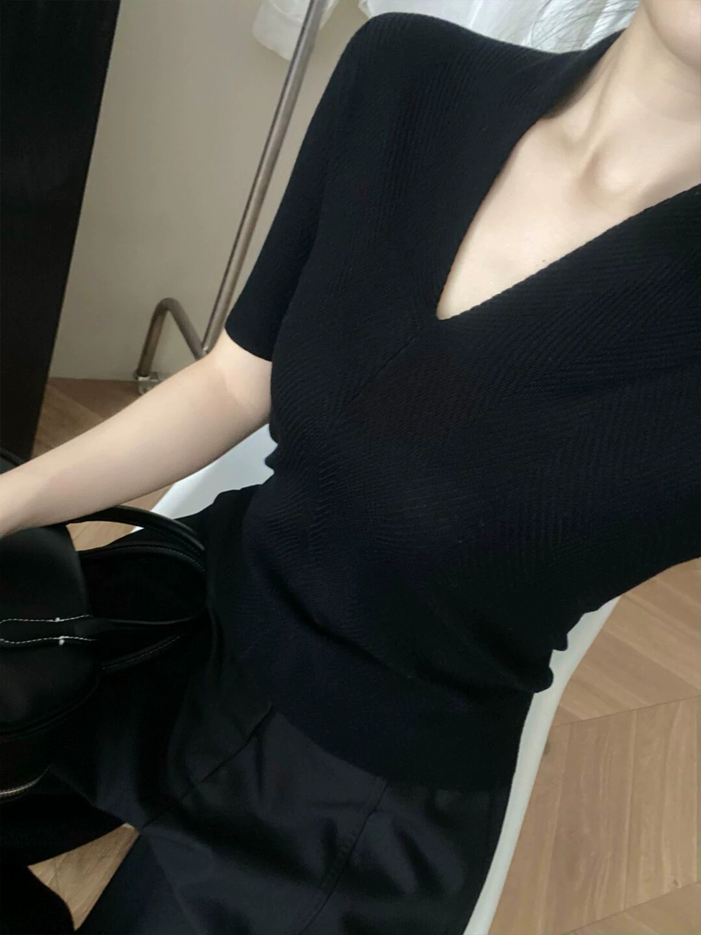 Light Luxury High-End White V- - Women'S Fashion For 2026 recensione e prezzo