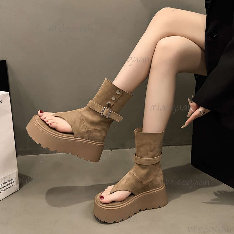 Khaki/Black Fashion Platform B - Women'S Fashion Trends Spring 2026 recensione e prezzo