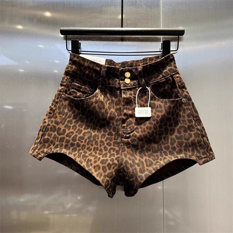 Summer 2025 New American Leopa - Women'S Fashion Trousers recensione e prezzo