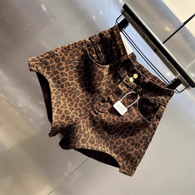 Summer 2025 New American Leopa - Women'S Fashion Trousers recensione e prezzo