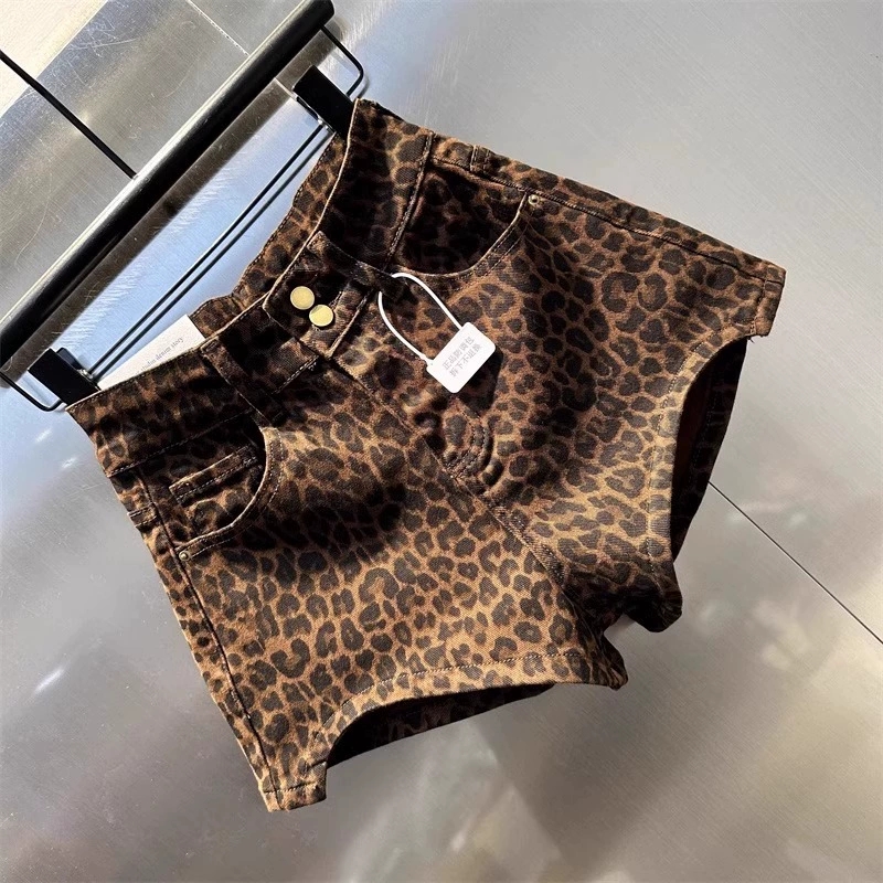 Summer 2025 New American Leopa - Women'S Fashion Trousers recensione e prezzo